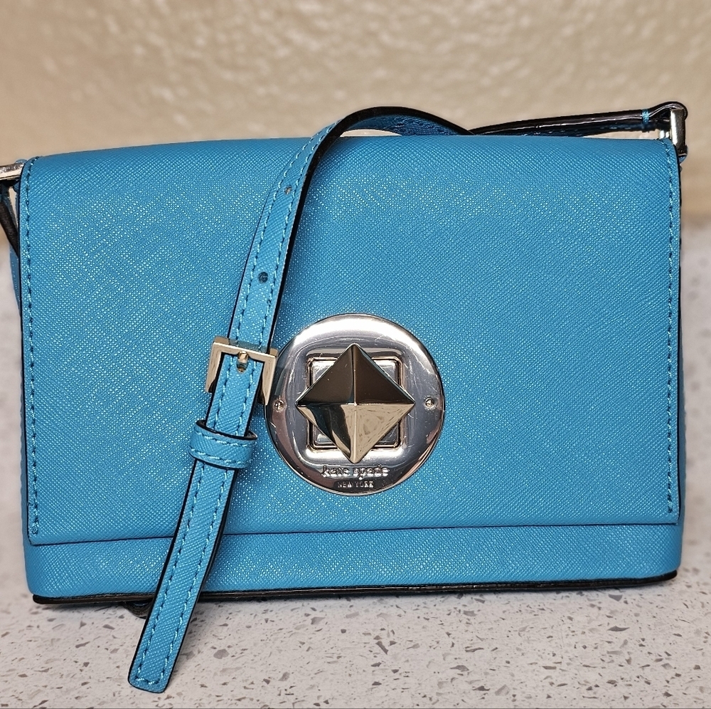 Like new - Turquoise Kate Spad Saffiano finished leather flap cross-body
